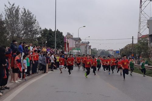 Sôi nổi các lễ phát động Giải chạy Báo Hànôịmới tại quận Bắc Từ Liêm