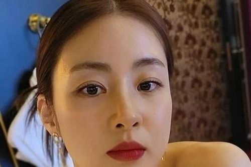 Ngoại hình Kang Sora sau khi giảm 20 kg