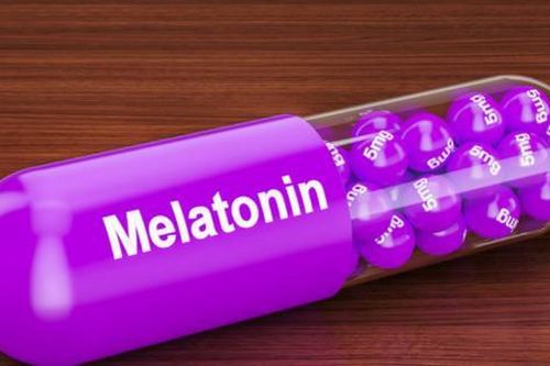Có nên dùng melatonin để hỗ trợ cho giấc ngủ?
