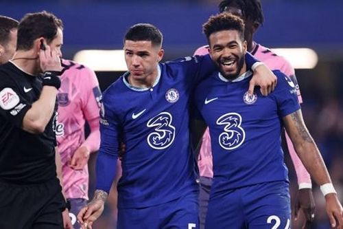 Chelsea hòa 2-2 với Everton tại Stamford Bridge
