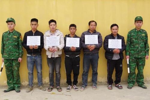 Bắt nhóm đối tượng tổ chức cho người khác nhập cảnh trái phép