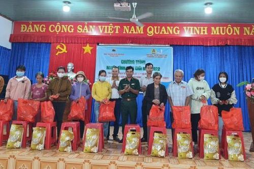 Hiệu quả từ mô hình đảng viên đồn Biên phòng phụ trách hộ gia đình khu vực biên giới