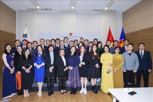 Phó Chủ tịch Quốc hội Nguyễn Đức Hải thăm và làm việc tại Hàn Quốc