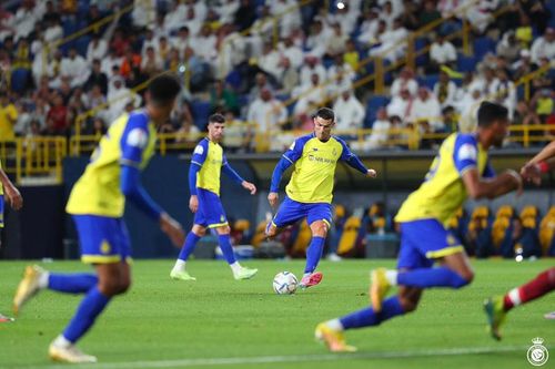 Clip: Siêu phẩm sút phạt tuyệt đẹp của Ronaldo tại Al-Nassr