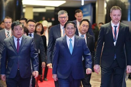 Đề nghị tiếp tục cho phép các khu công nghiệp tạo điều kiện tiếp cận năng lượng tái tạo