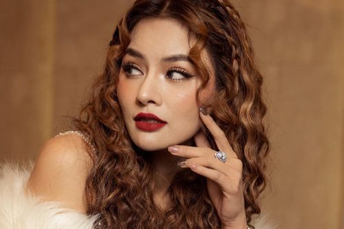 Vũ Thu Phương xúc động, nói lời cảm ơn đến fan và anti-fan