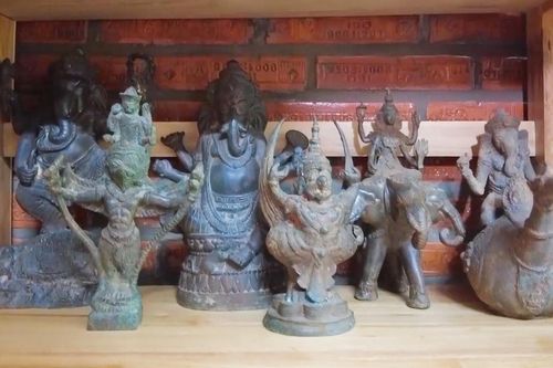 Khám phá bộ sưu tập cổ vật quý hiếm ở An Giang