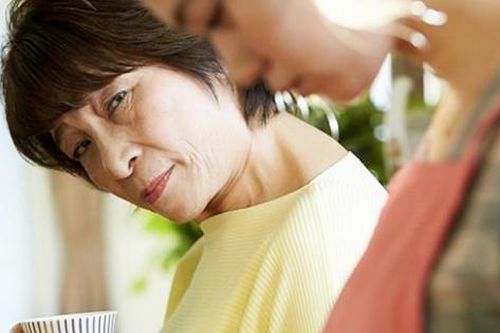 Hôn nhân vượt… thử thách mẹ chồng