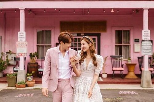 Ngắm ảnh cưới ngọt ngào của 'Nữ hoàng dao kéo' Lee Da Hae