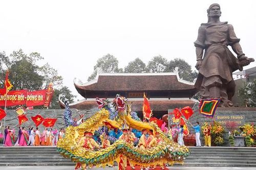 Nhận diện rõ cơ sở lý luận, thực tiễn để phát triển văn hóa Thủ đô