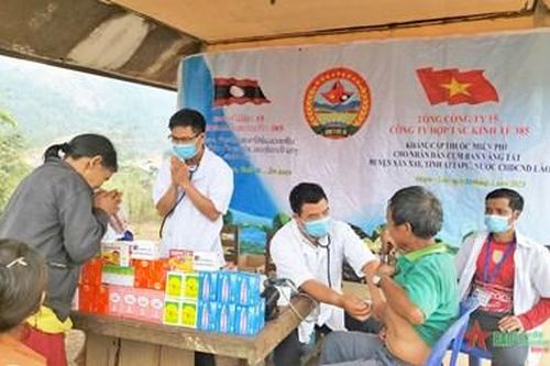 Chỉ có tình anh em mới quan tâm, chăm lo, giúp đỡ nhau như vậy