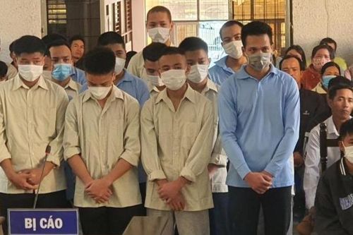 Yêu không được thì đánh