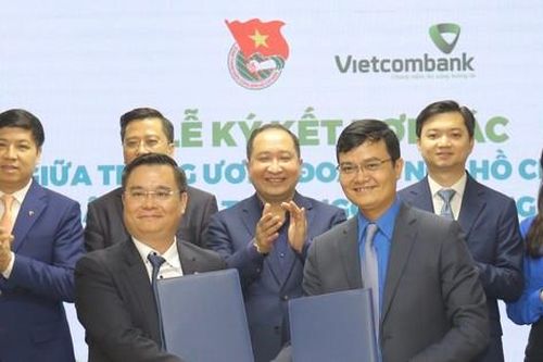 Dành 6 tỉ đồng học bổng cho học sinh, sinh viên toàn quốc
