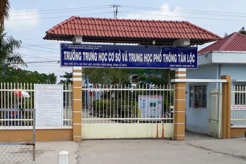 Cà Mau: Kỷ luật khiển trách Hiệu trưởng Trường THCS -THPT Tân Lộc