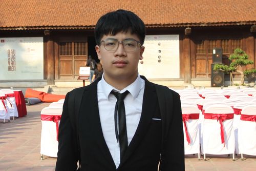 Giỏi tri thức, giàu khát vọng