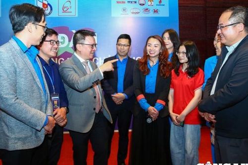 Đoàn Thanh niên là lực lượng xung kích, đi đầu trong chuyển đổi số quốc gia