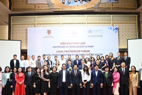 Bộ, ngành Tư pháp đẩy mạnh ứng dụng công nghệ thông tin, từng bước chuyển đổi số