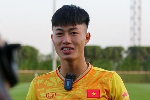 Văn Trường: 'HLV Philippe Troussier có cá tính vô cùng mạnh mẽ'