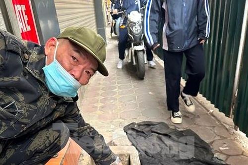 Thêm 6 công trường 'bịt' đường Lương Thế Vinh, giao thông bị phong tỏa