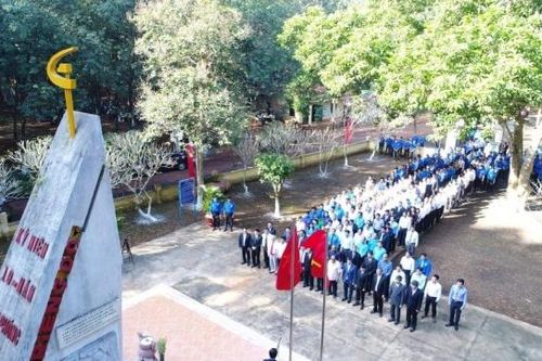 Phát huy truyền thống trong xây dựng và thực hiện văn hóa doanh nghiệp
