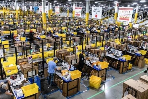 Amazon công bố kế hoạch sa thải thêm 9.000 nhân viên