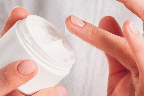 Thu hồi toàn quốc lô kem trắng PC Whitening Cream