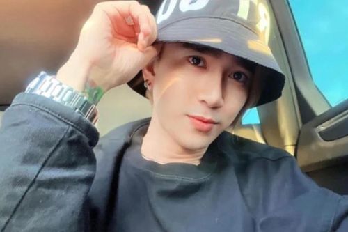 Chi Dân lên tiếng về diện mạo khác lạ giữa nghi vấn đụng 'dao kéo'