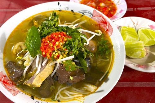 Bún vịt nấu tiêu, món ngon phải thử khi đến Sóc Trăng