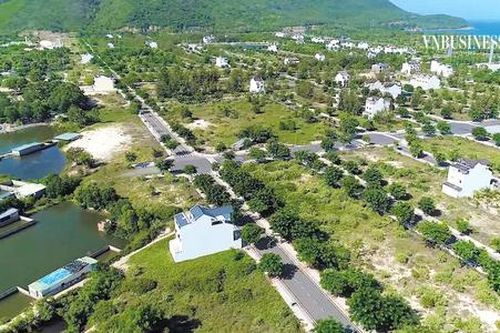 Chủ đất cố neo giá cao, nhà đầu tư 'cò kè bớt một thêm hai'