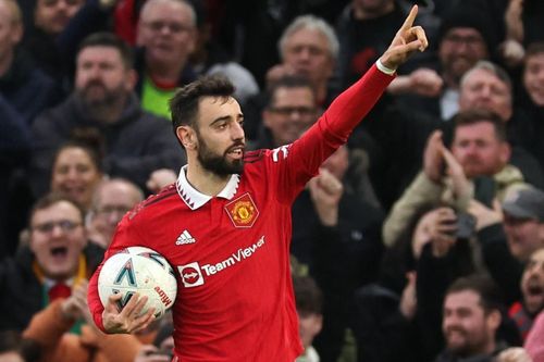 Đối thủ nhận 3 thẻ đỏ, Man Utd ngược dòng vào bán kết Cúp FA