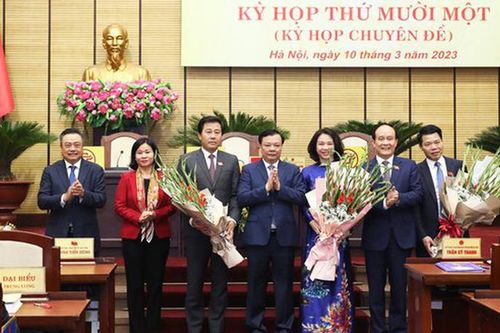 Phê chuẩn kết quả bầu, bãi nhiệm chức vụ Phó Chủ tịch UBND thành phố Hà Nội