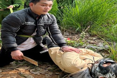 Thực nghiệm hiện trường vụ sát hại tài xế xe ôm, cướp tài sản trên đồi cao su