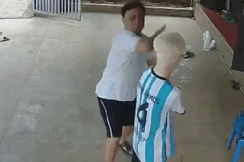 Thông tin mới nhất vụ bé trai 14 tuổi bị hành hung tại nhà riêng ở Hà Nội