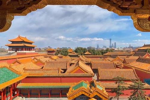 Từng mất tới 9 tháng mới dọn xong Tử Cấm Thành: 250.000 mét khối rác được đưa đi, số lượng người tham gia 'tổng vệ sinh' gây choáng