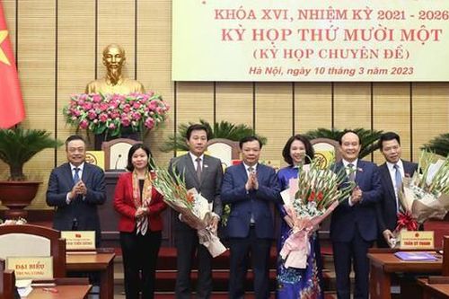 Thủ tướng phê chuẩn kết quả bầu, bãi nhiệm chức vụ Phó Chủ tịch UBND TP. Hà Nội