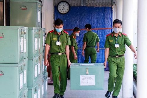 Chấn chỉnh vi phạm khi giảng viên mang ngân hàng câu hỏi ra ngoài