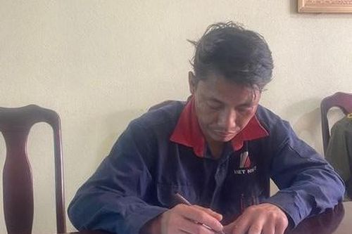 Khởi tố em trai cầm điếu cày đánh chết anh họ