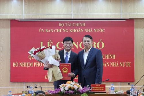 Công bố Quyết định bổ nhiệm Phó Chủ tịch Ủy ban Chứng khoán Nhà nước