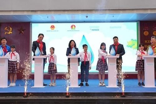 Khởi động chương trình 'Mizuiku – Em yêu nước sạch' năm 2023