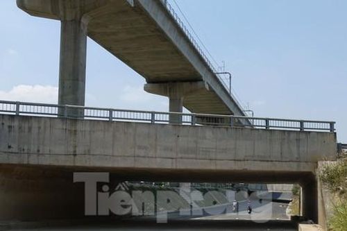 Cận cảnh hầm chui ở cửa ngõ phía đông TPHCM chuẩn bị thông xe