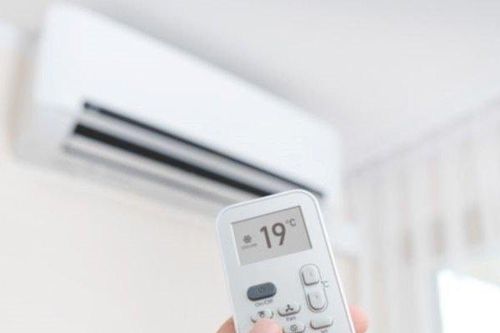Những thói quen gây hại cho máy lạnh nhà bạn