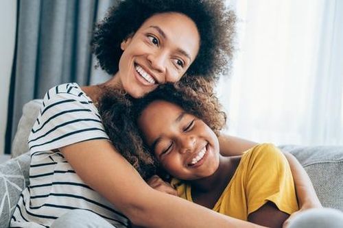 6 cách để trở nên thân thiết với con hơn