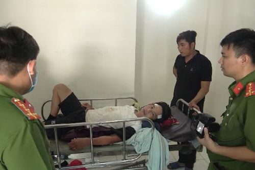 Đối tượng bị động kinh đánh vợ, đâm anh ruột tử vong