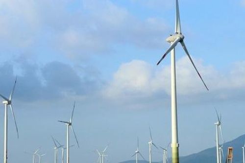 Đề xuất giá điện tạm tính bằng 90% giá điện nhập khẩu