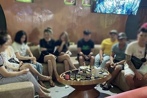 Hàng chục khách và nhân viên Space X Club dương tính với ma túy