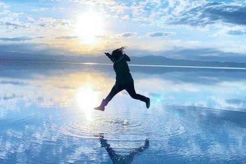 Salar de Uyuni - không gian vô cực kỳ ảo bậc nhất thế giới
