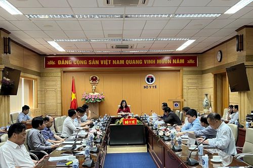 Nếu bệnh viện nào thiếu thuốc, vật tư tiêu hao phải công khai minh bạch, không để bệnh nhân đi mua
