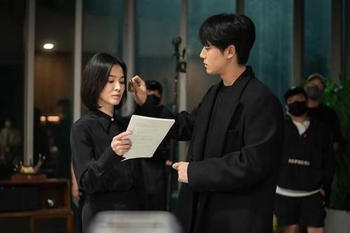 Người mong đợi, người phản đối 'The Glory' có phần 3, còn Lee Do Hyun nói gì?