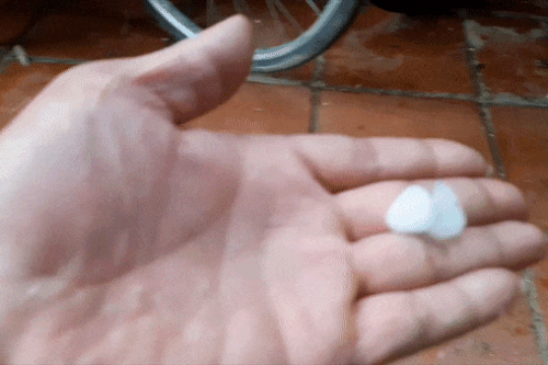 Mưa đá liên tiếp xuất hiện ở Nghệ An