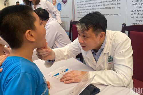 Mang đến nụ cười cho trẻ bị dị tật khe hở môi-vòm miệng bẩm sinh